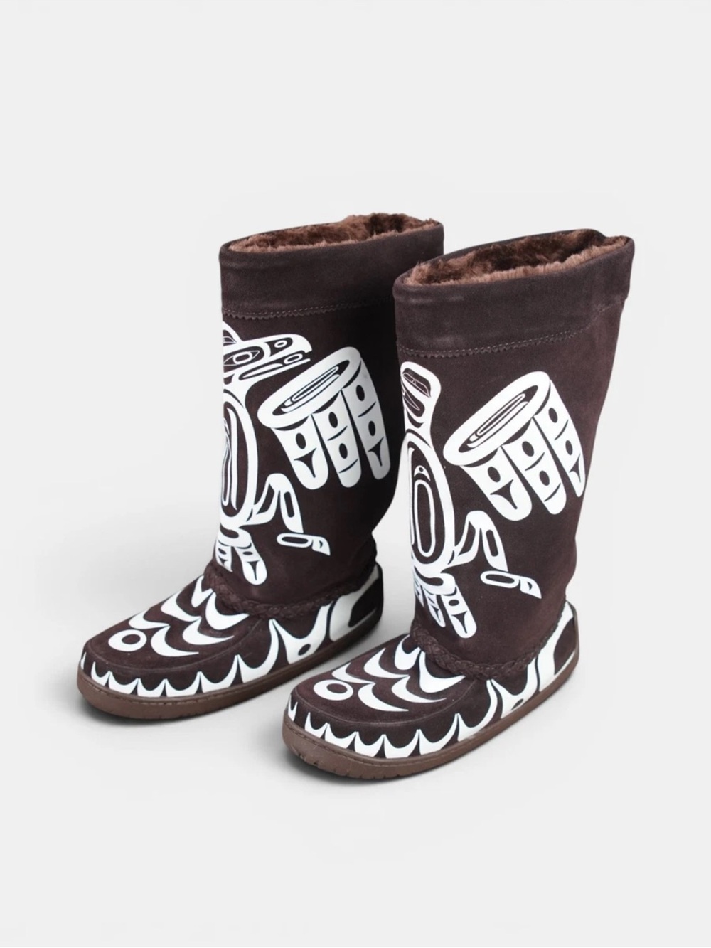 Manitobah Mukluks Corinne Hunt Tamara Suede Mukluks Size L8/M6 Brown NWOT $350